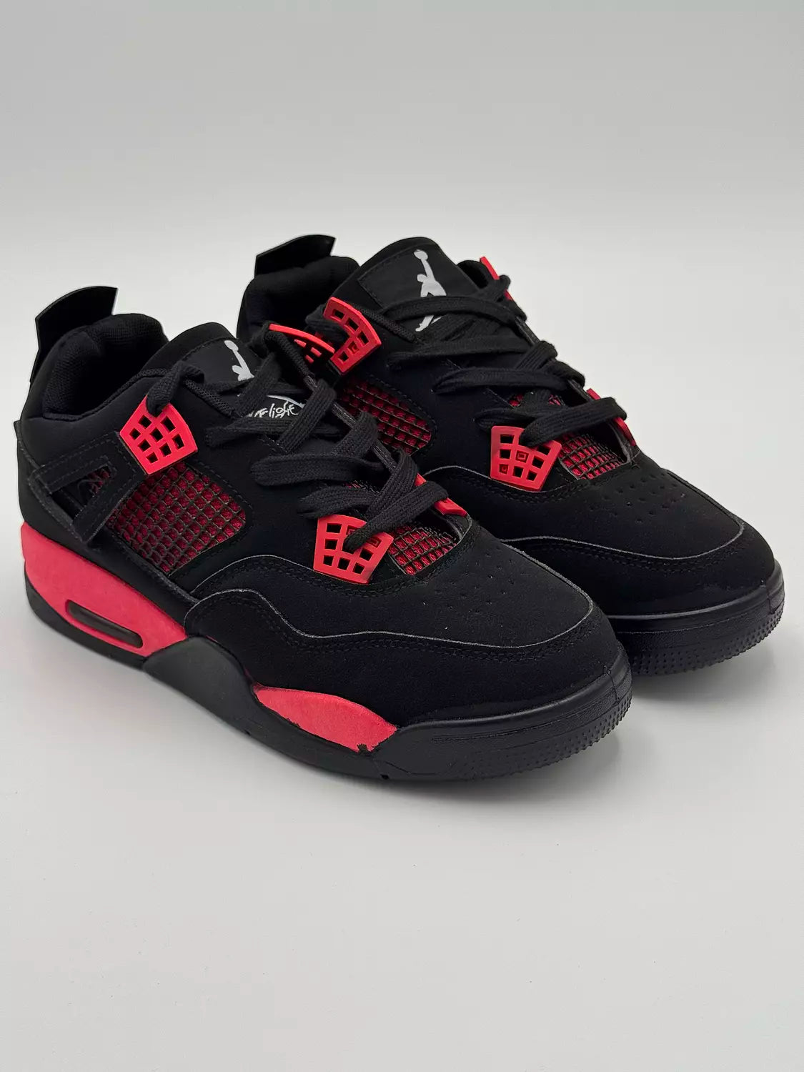 Nike Air Jordan 4 Retro "Red Thunder"