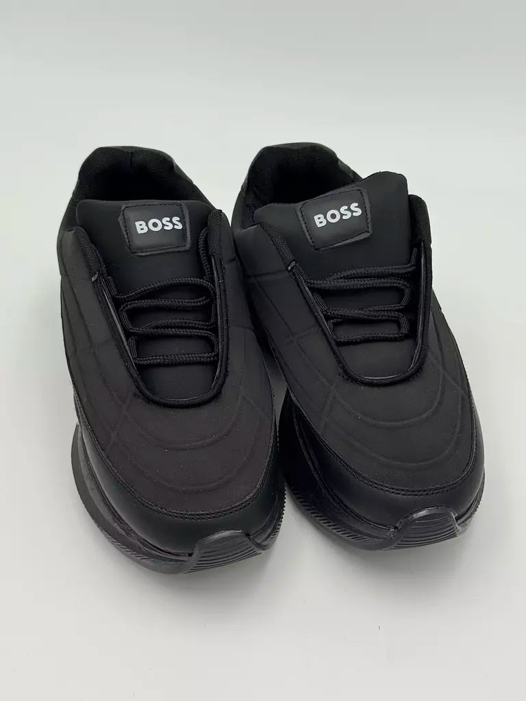 BOSS Void Runn (all black)