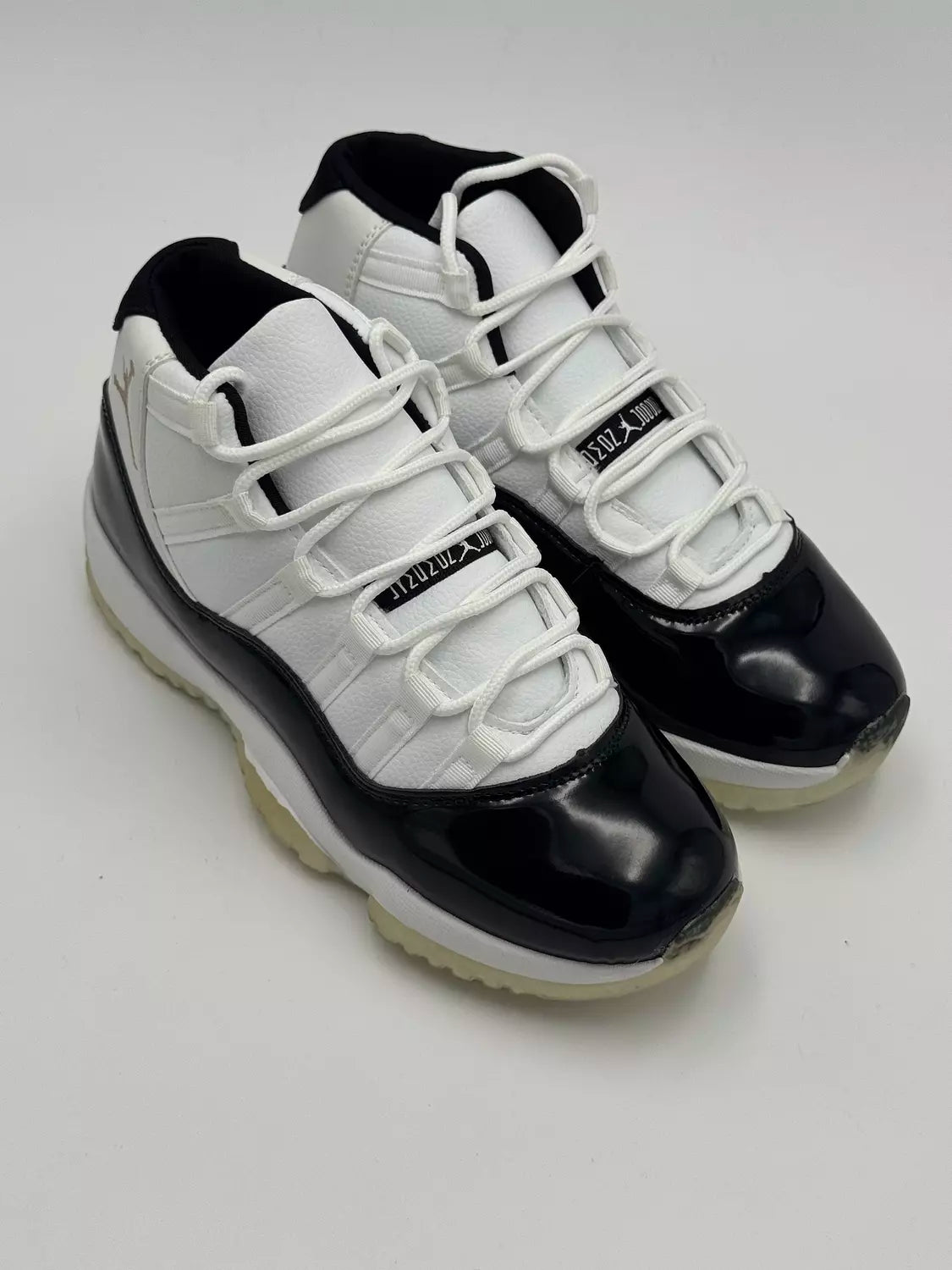 Nike Air Jordan XI (W&B)