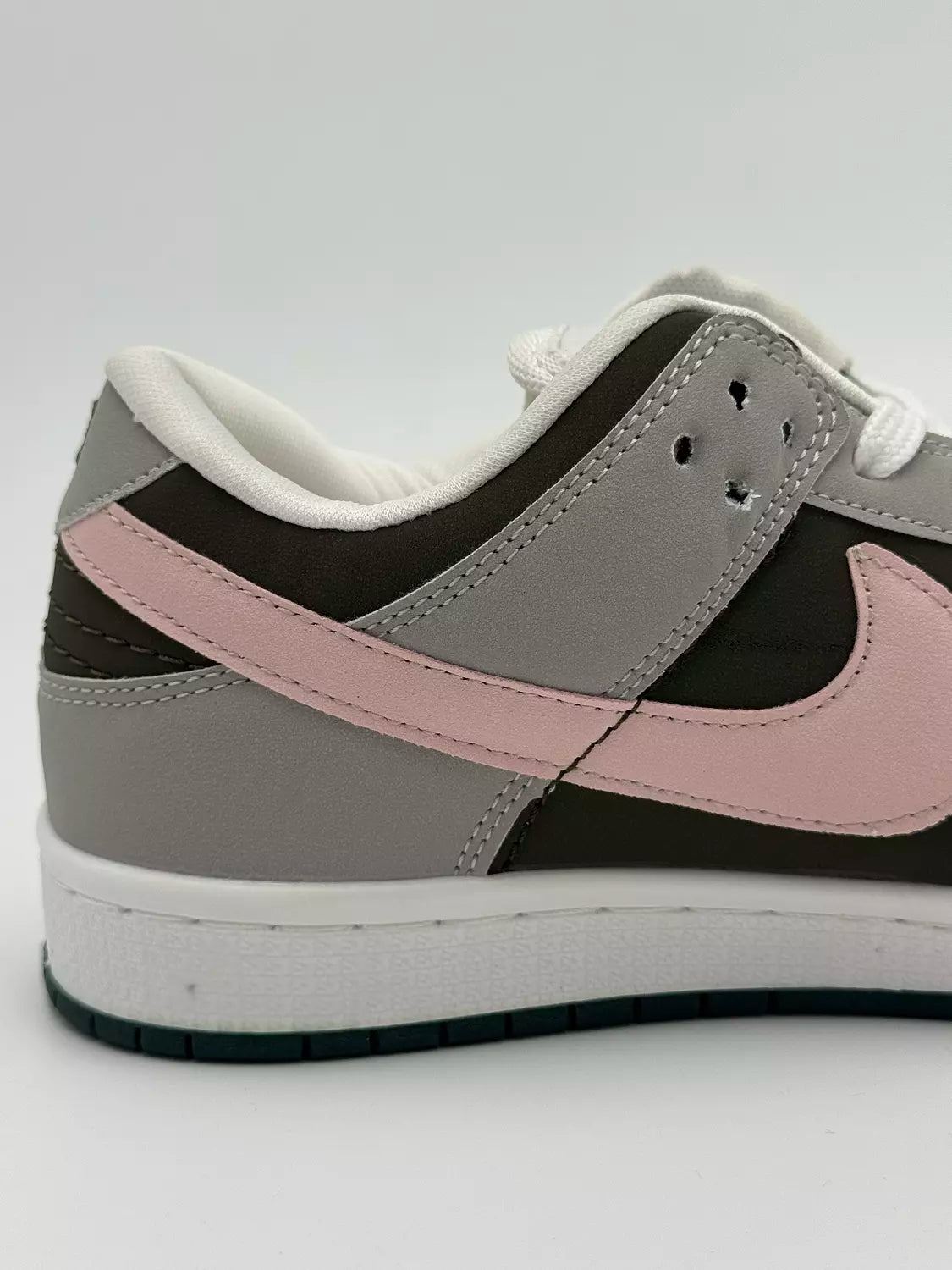 Nike Dunk SB Retro