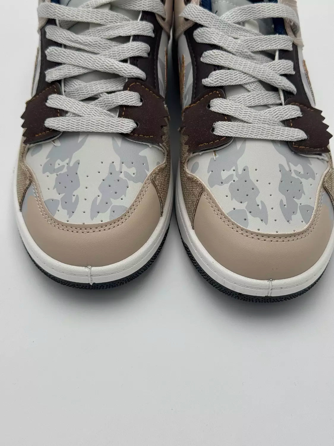 Nike SB Dunk Low "Seek To Live On" (A)