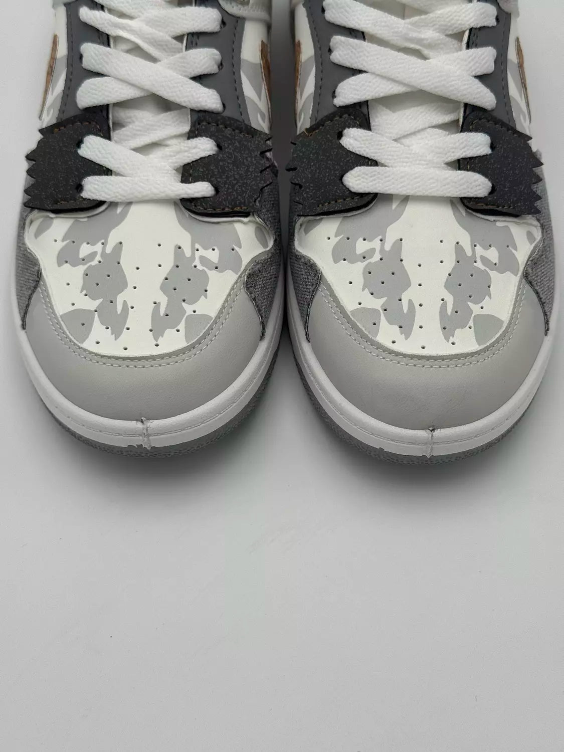Nike SB Dunk Low "Seek To Live On" (G)