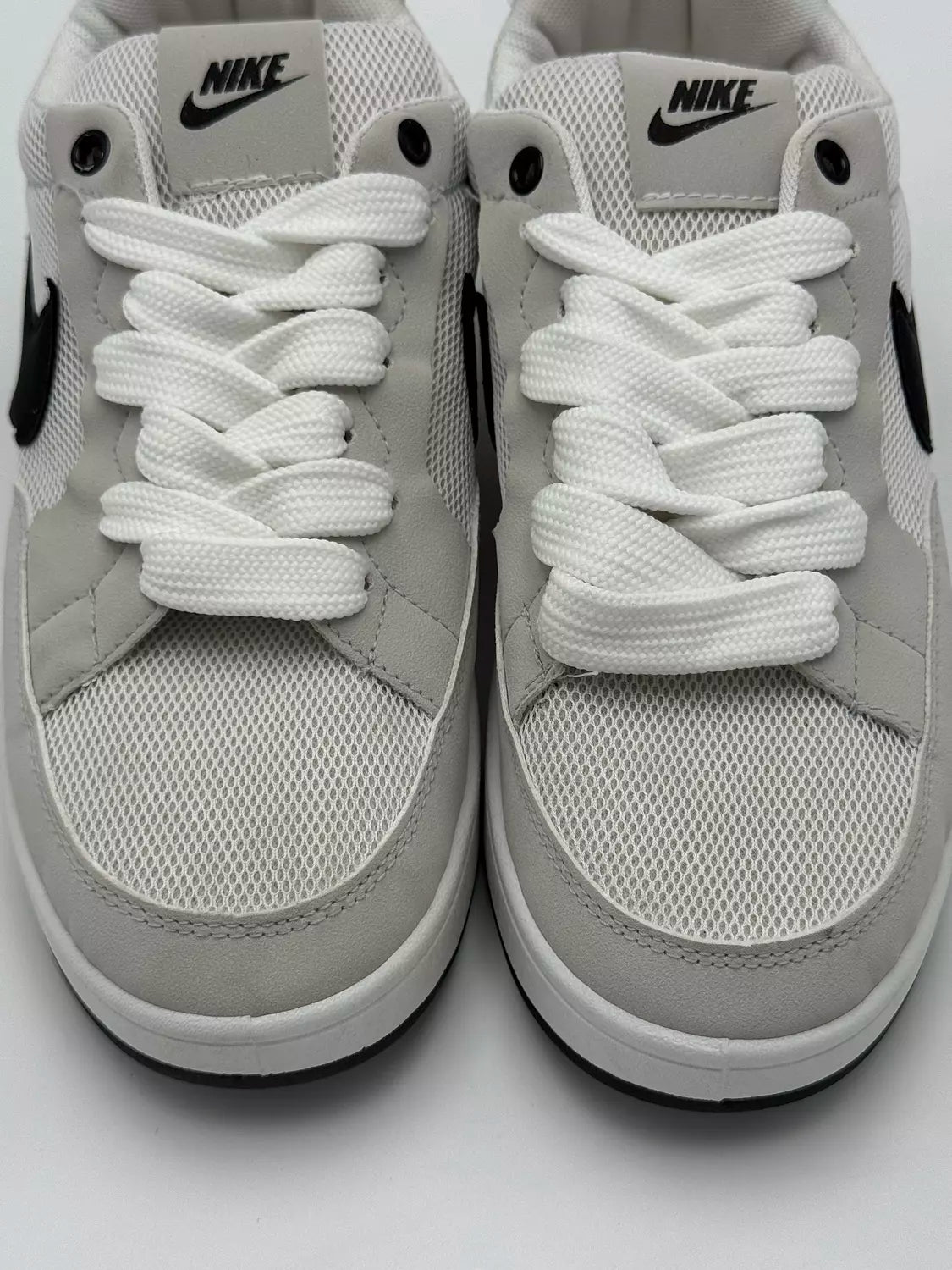 Nike SB Adversary "grey tint"