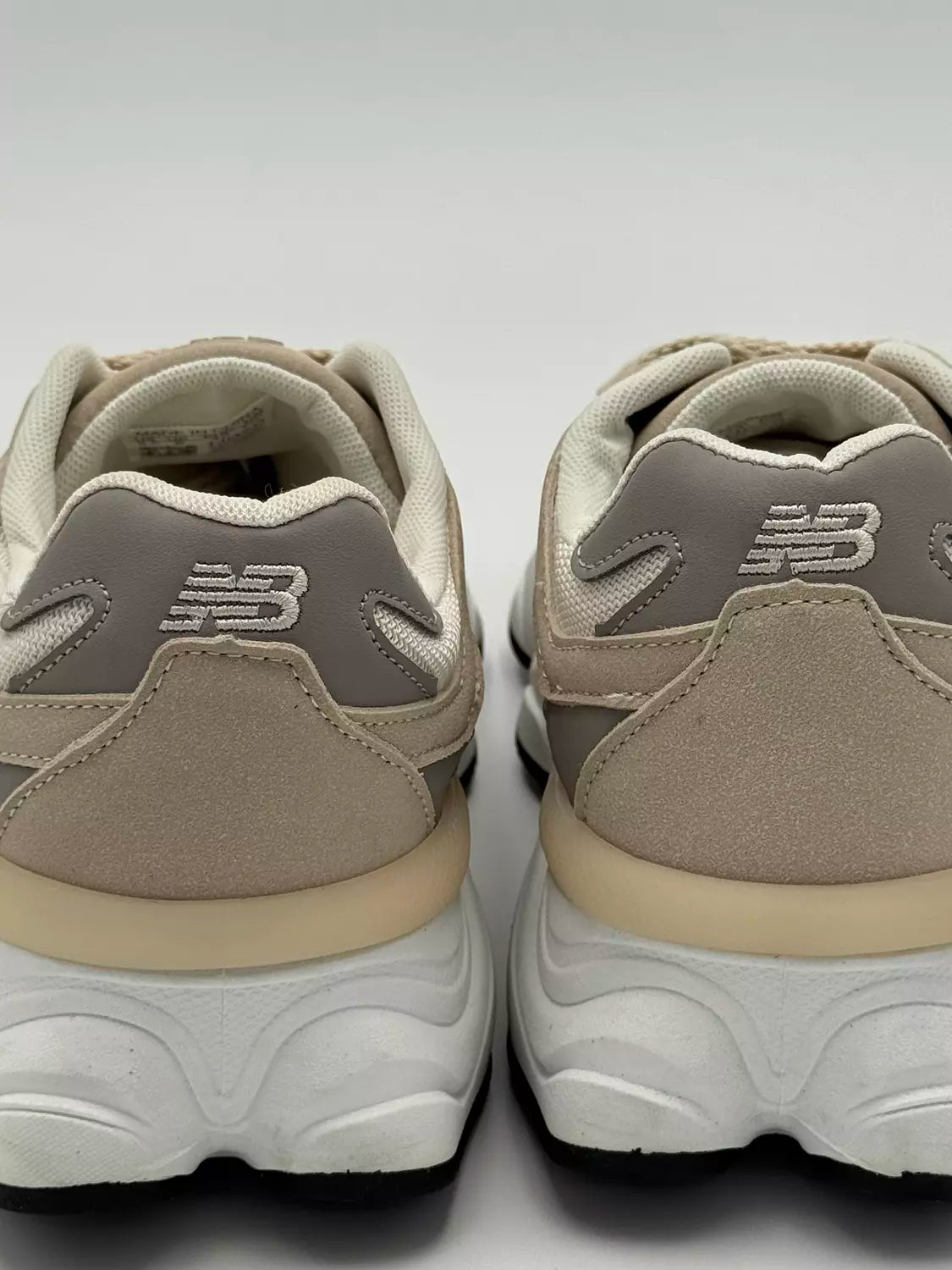 New Balance 9060 "Beige/White"