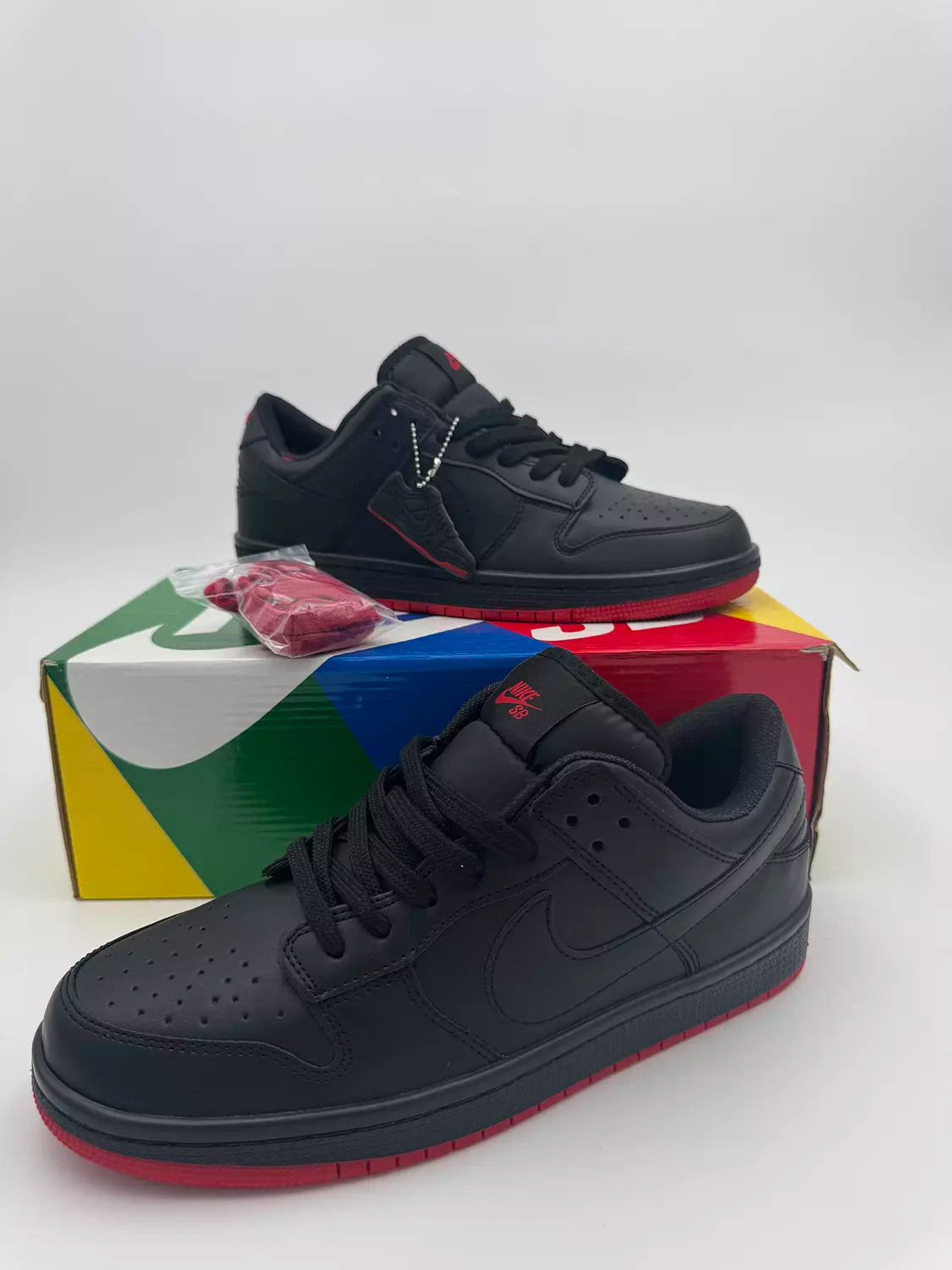 Nike Dunk Low Black Pigeon