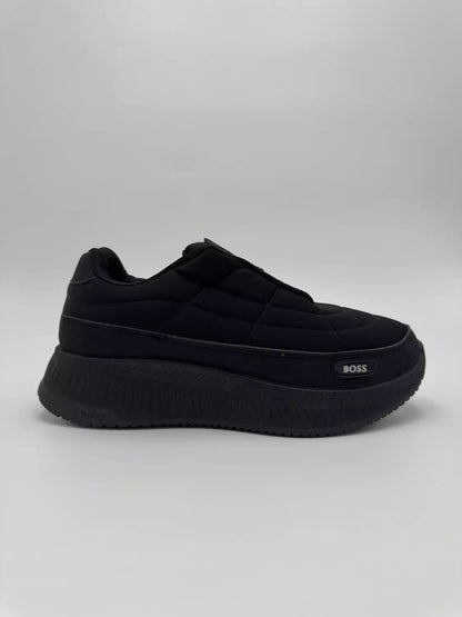 BOSS TTNM EVO Runn "black cat"
