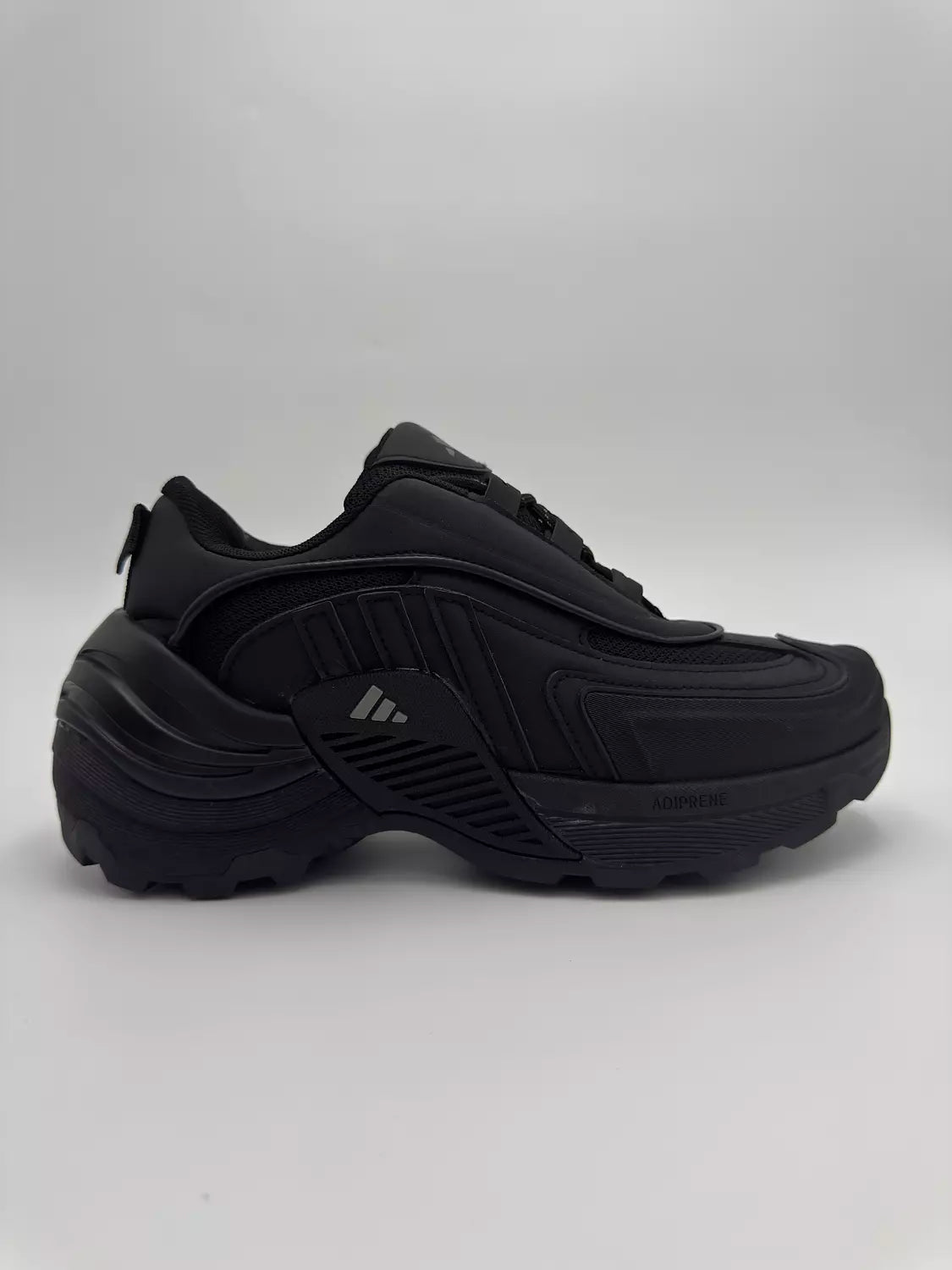 Adidas Wonder Runner Turbo "black cat"