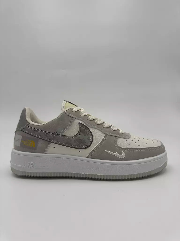 NIKE AIR FORCE 1 X NORTH FACE SNEAKERS (G01)