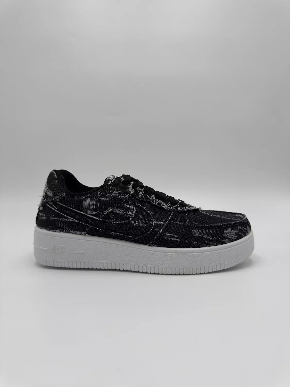 Nike Air Force1 "Black& Grey Denim"