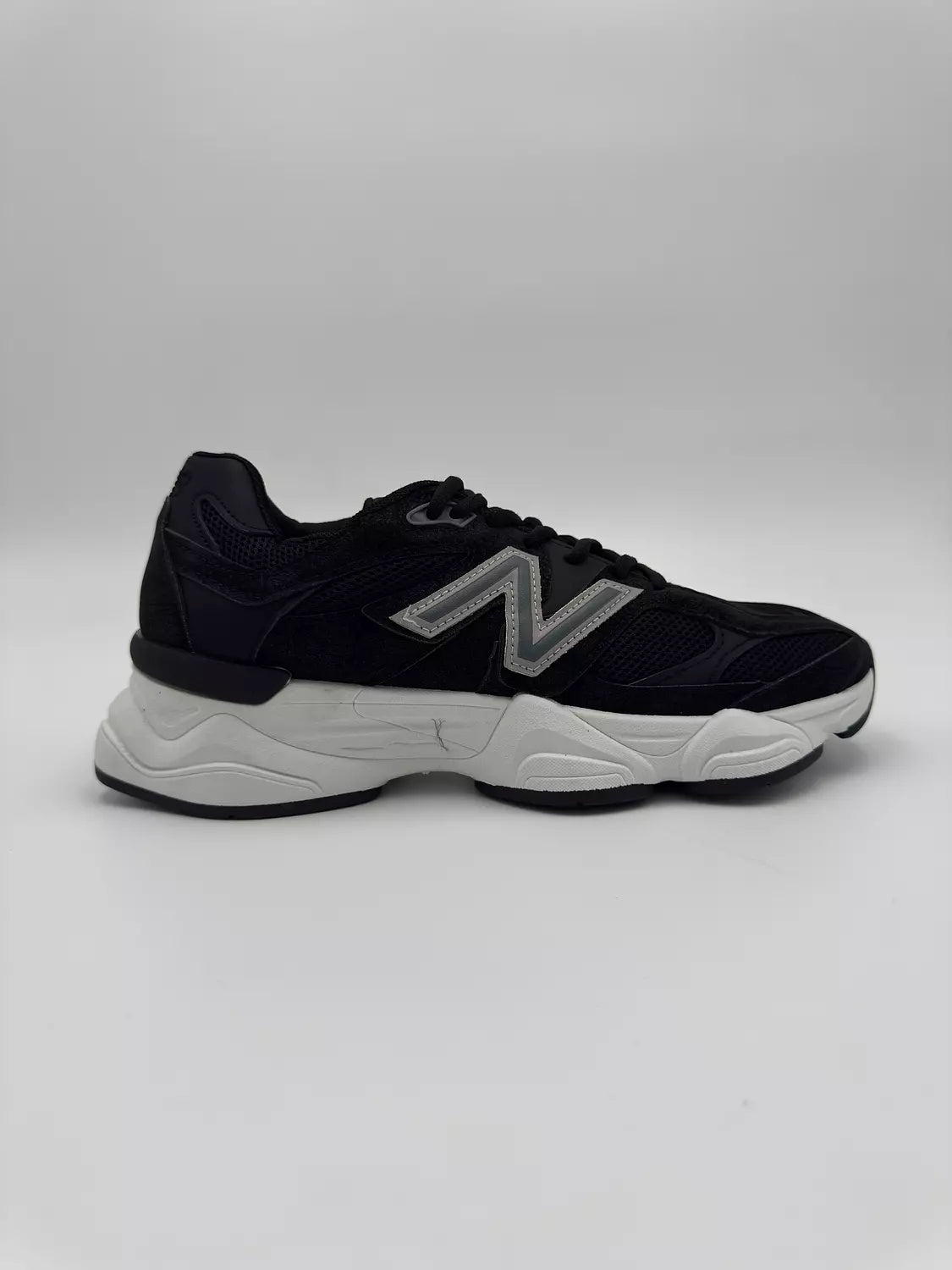 New Balance 9060 (black)