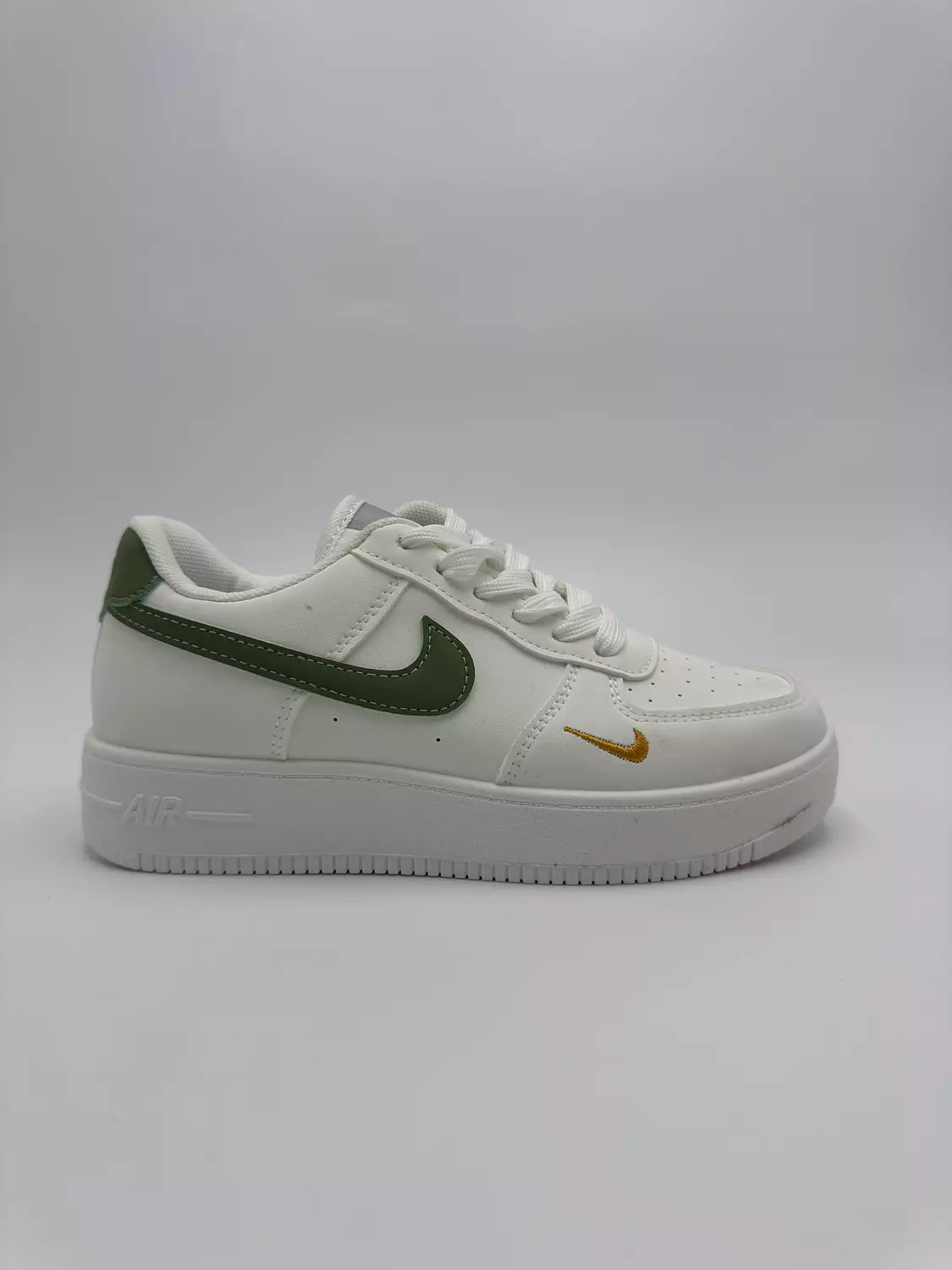 Nike Air Force 1 Low '07 LV8 "Green Swooshes"