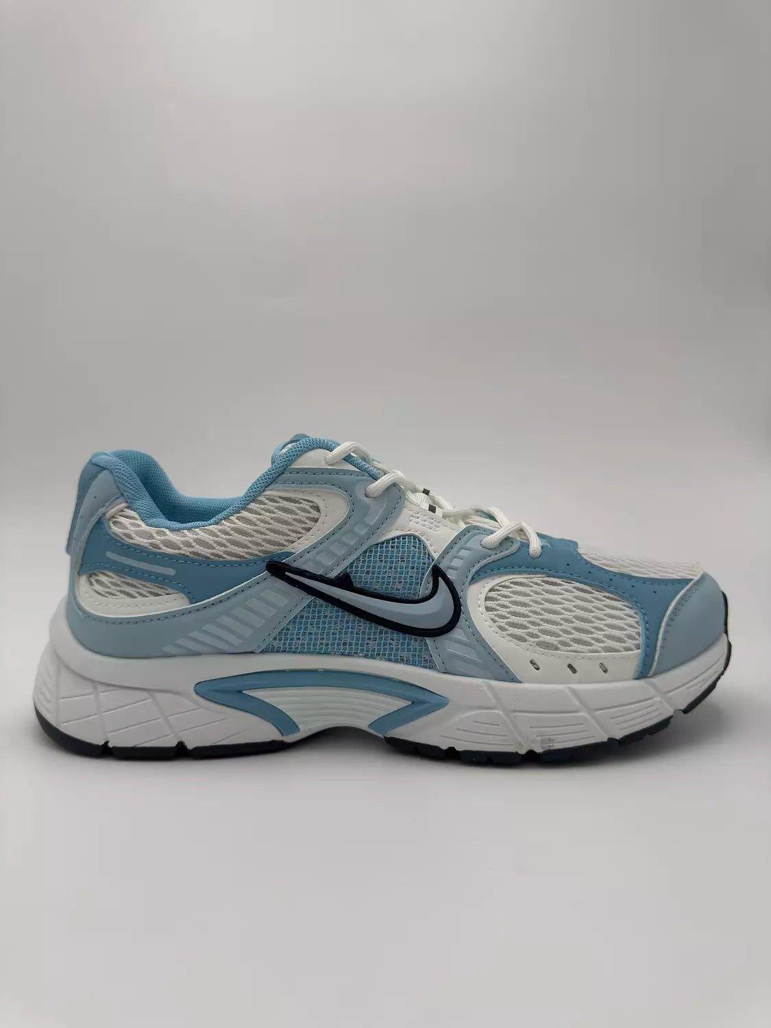 Nike V5 RNR "Psychic Blue colorway"