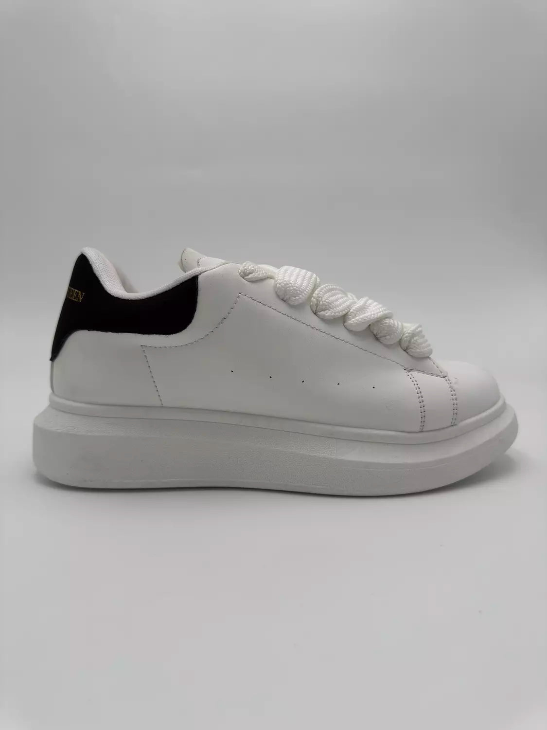 Alexander McQueen ST "black accent"