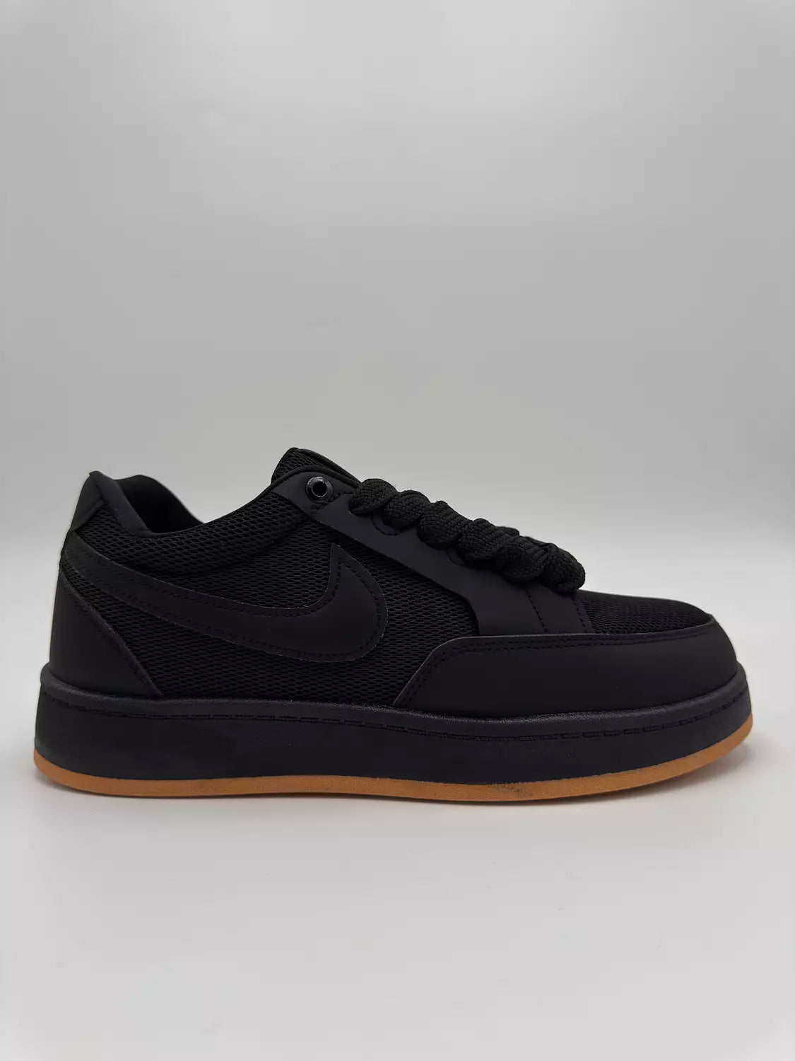 Nike SB FC Classic