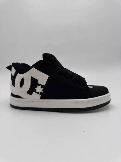 DC Court Graffik skate (BXW)
