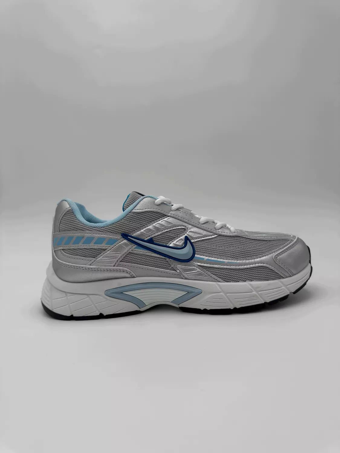 Nike Initiator "metallic silver and ice blue"