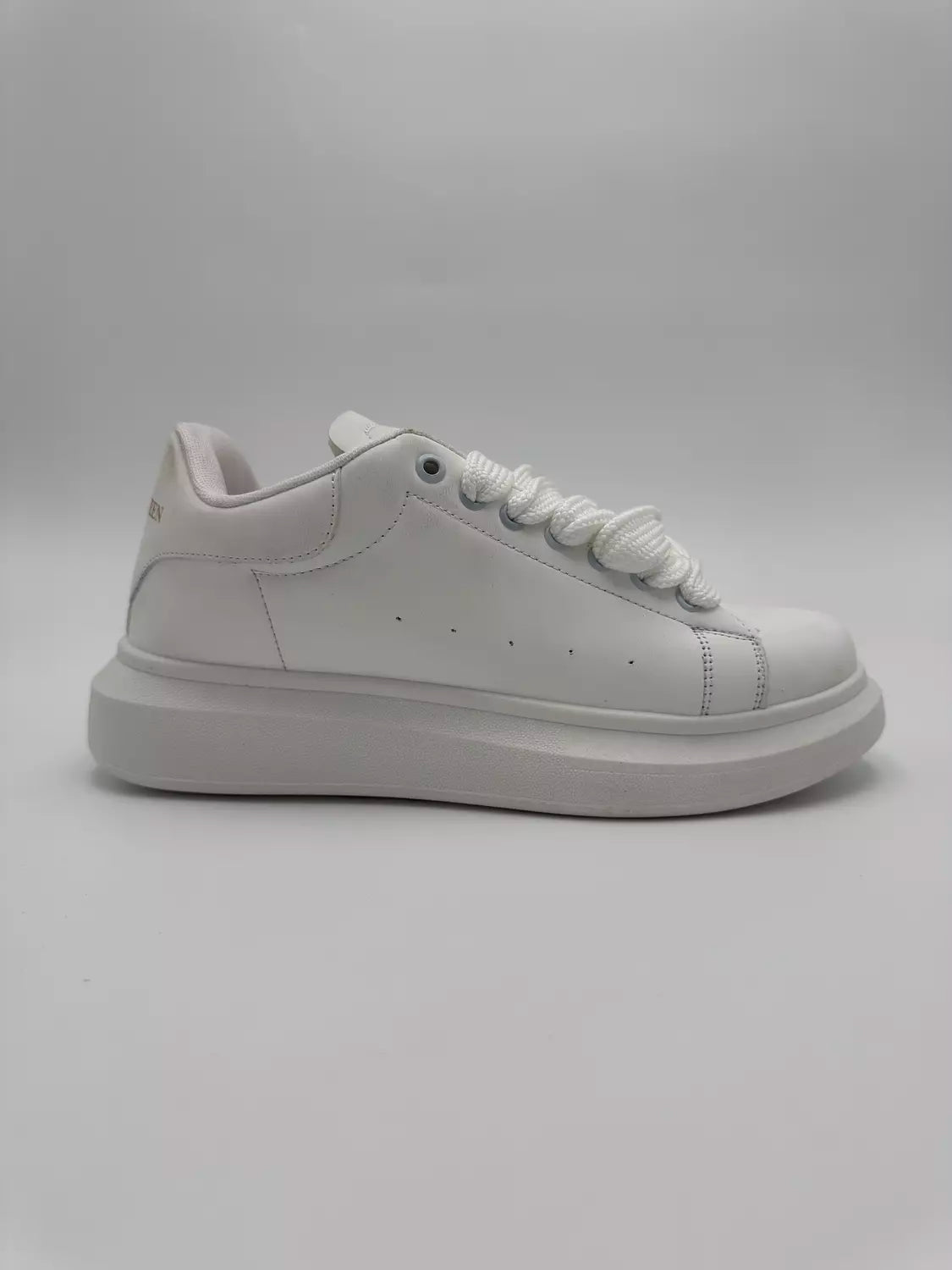Alexander McQueen ST "all white"