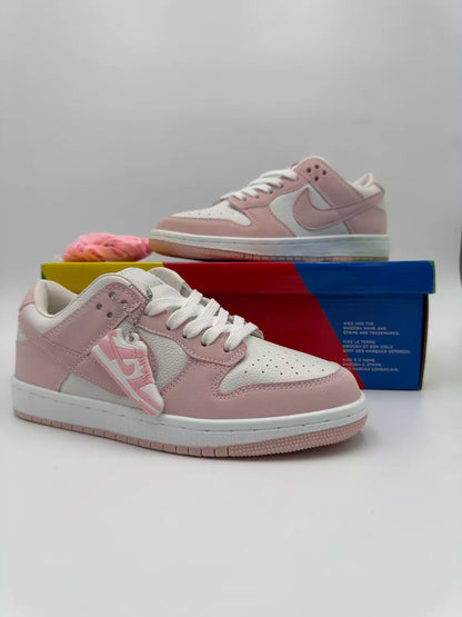 Nike dunk pink