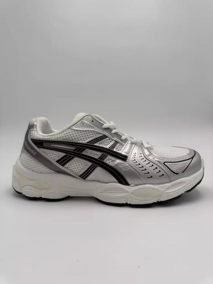 ASICS GEL-Kayano 14 “metallic silver colorway” (w)