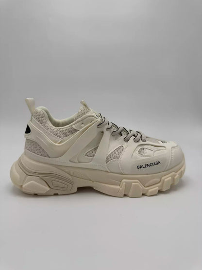 Balenciaga Track "cream"