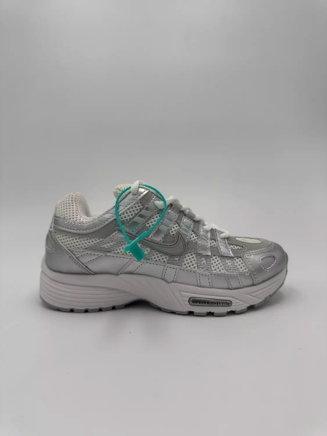 Nike P-6000 Premium Light (iron ore)