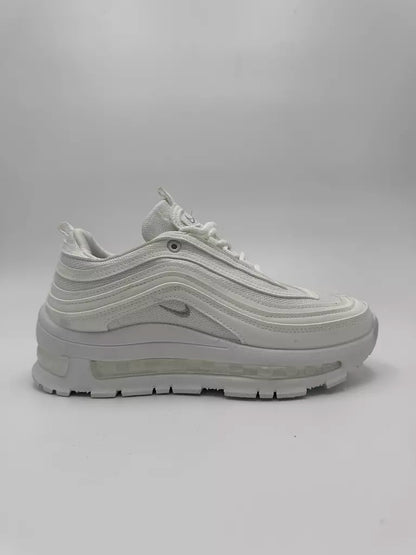 Air Max (White)