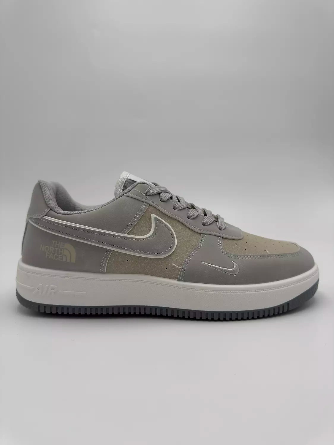 NIKE AIR FORCE 1 X NORTH FACE "tan combination"