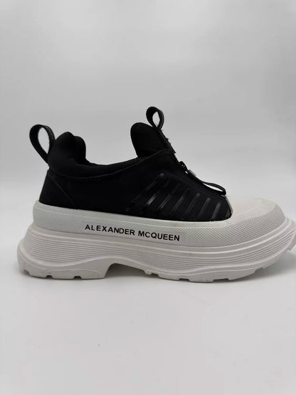 Alexander McQueen Tread Slick (B)