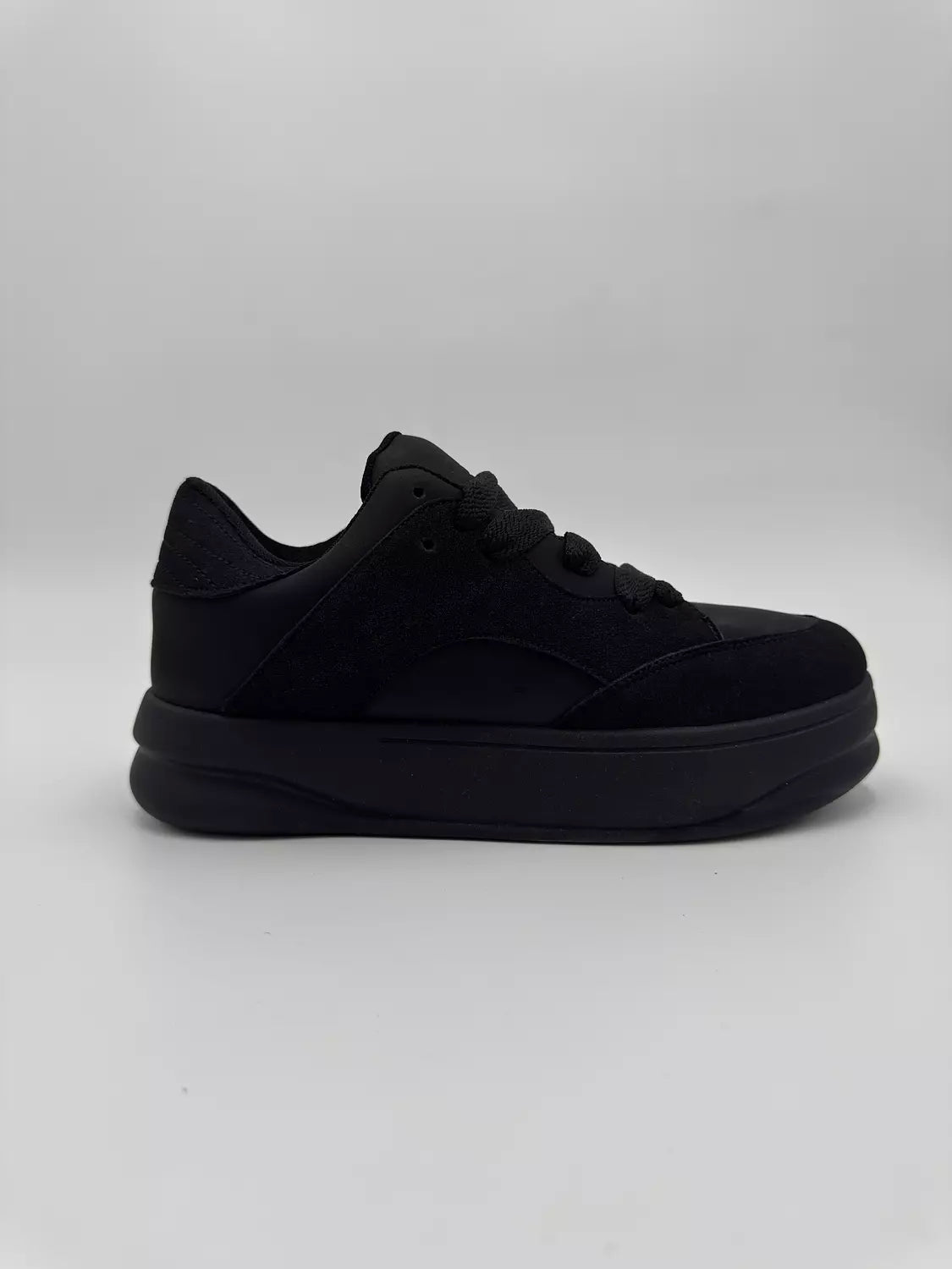 Zara Chunky 220 (black)