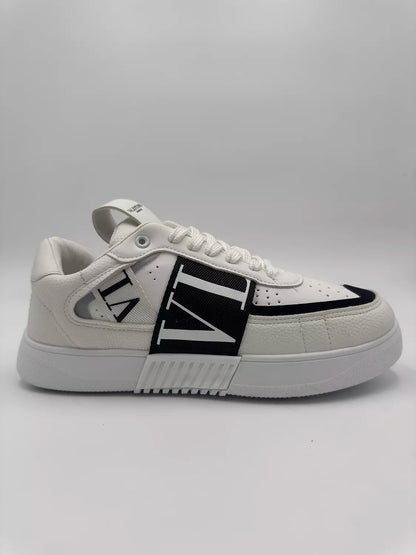 Valentino Garavani VL7N (white)