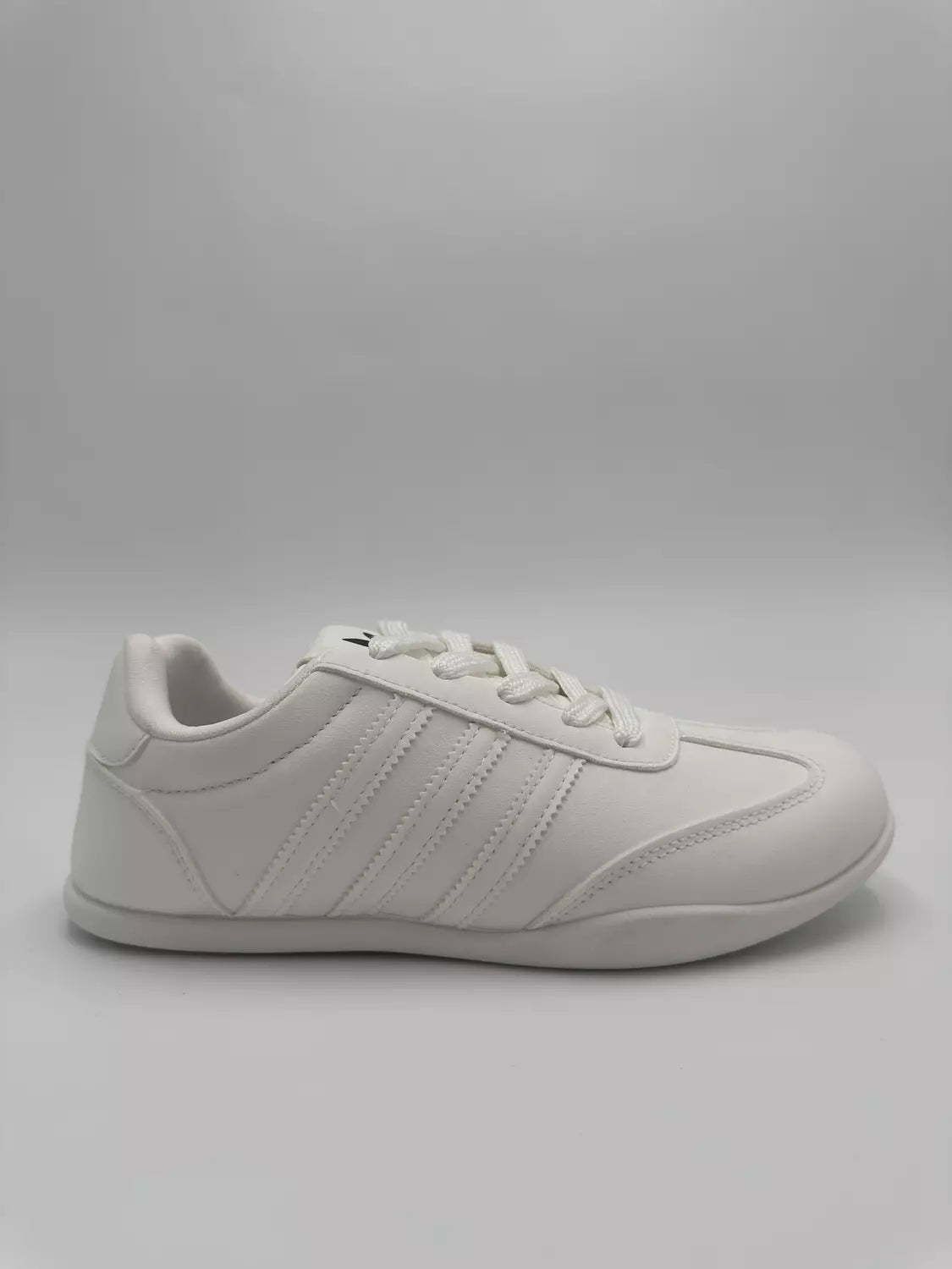 Adidas Barreda Lo "all white"