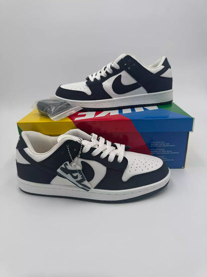 Nike Dunk Panda Navy