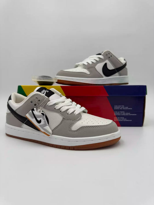 Nike dunk Grey fog