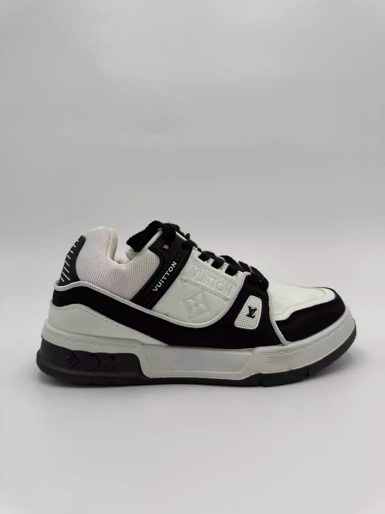 Louis Vuitton Trainer (WXB)
