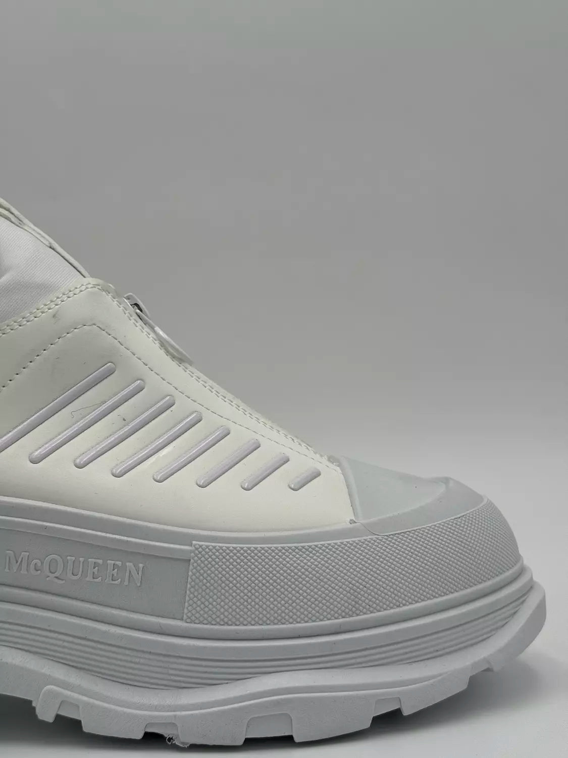 Alexander McQueen Tread Slick "All White"