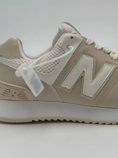 New Balance 574 (beige)