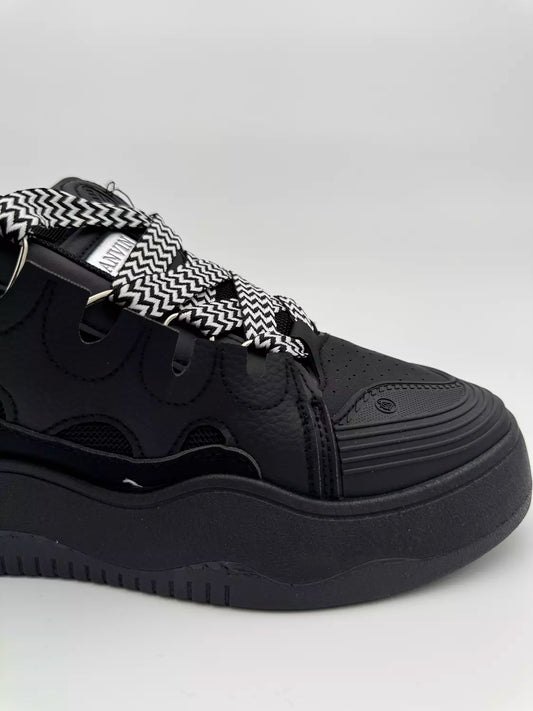 Lanvin Curb