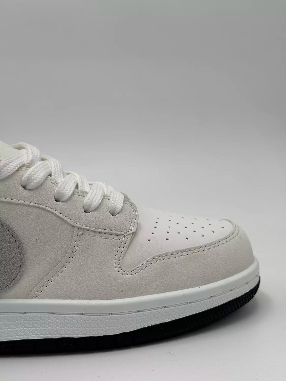 Nike SB Dunk Low "Light Iron Ore"
