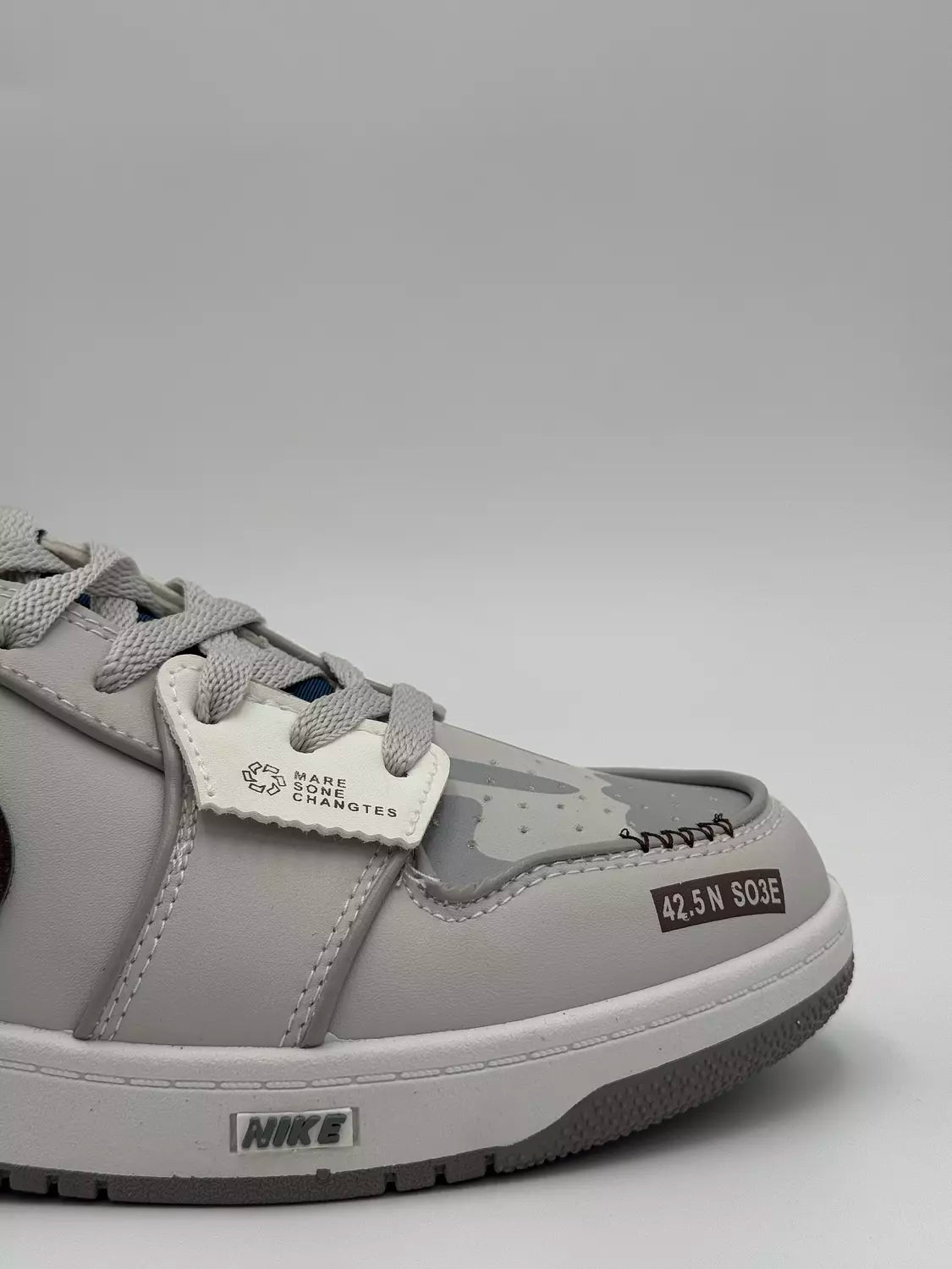 Nike Dunk Low Prank "Grey accent"