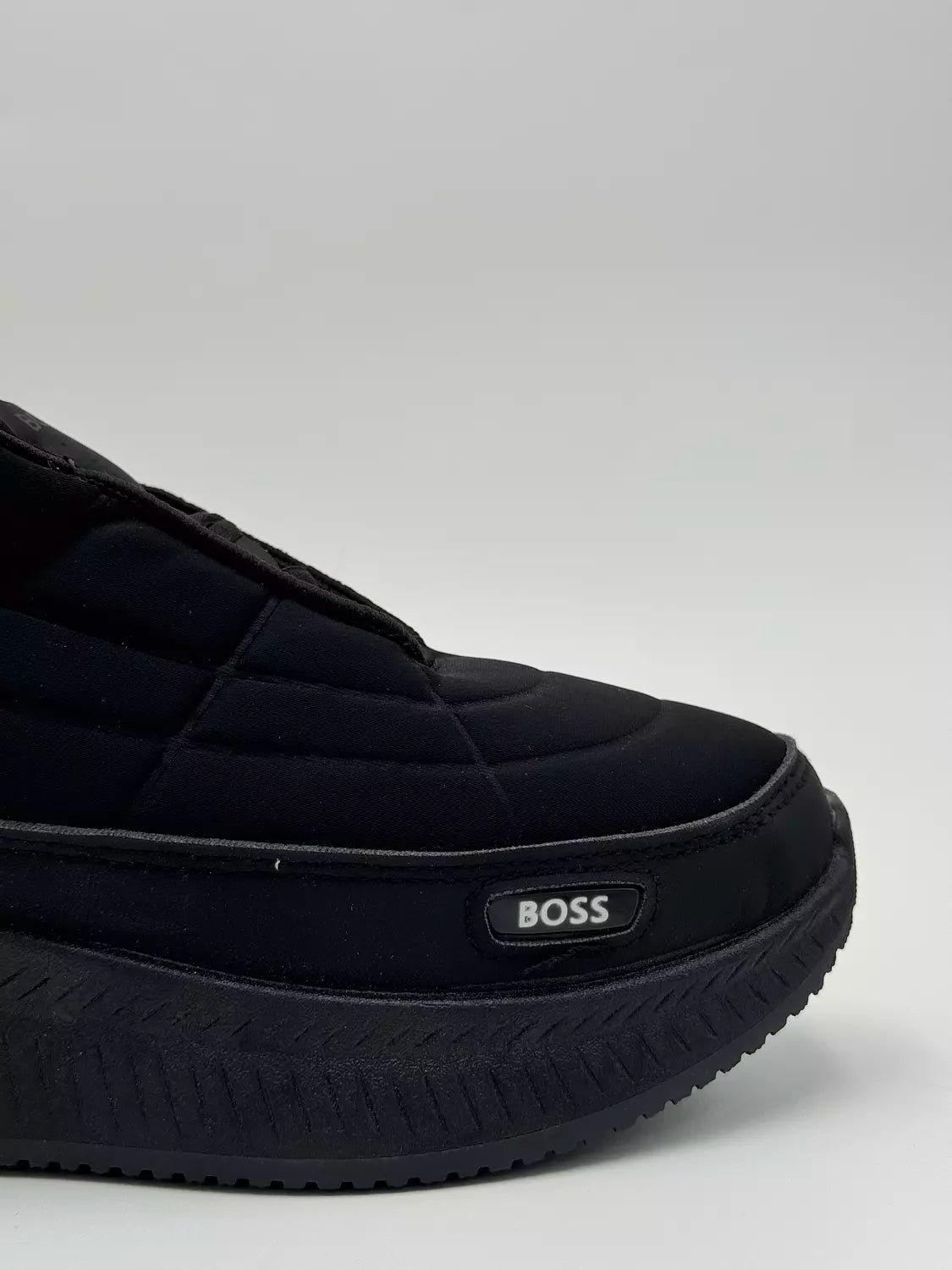 BOSS TTNM EVO Runn "black cat"
