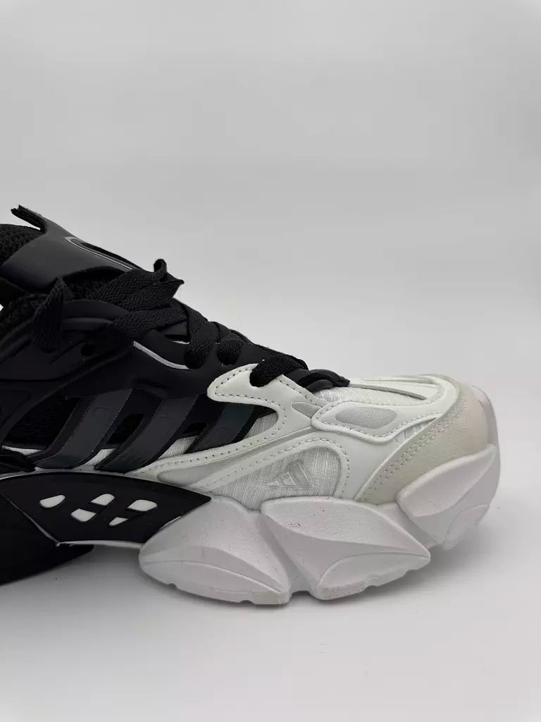 Adidas XLG Runner (B&W)