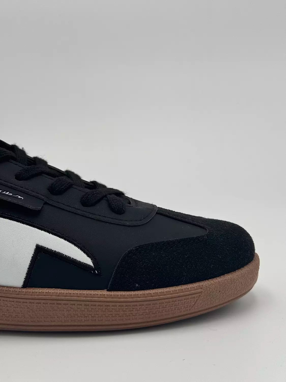 Champion Essentials (B&W)