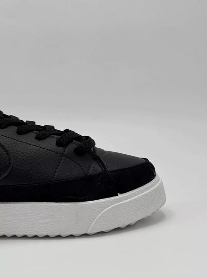 Nike Blazer Low '77 VNTG (B)