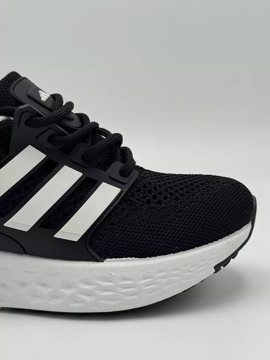 Adidas Ultraboost (BXW)