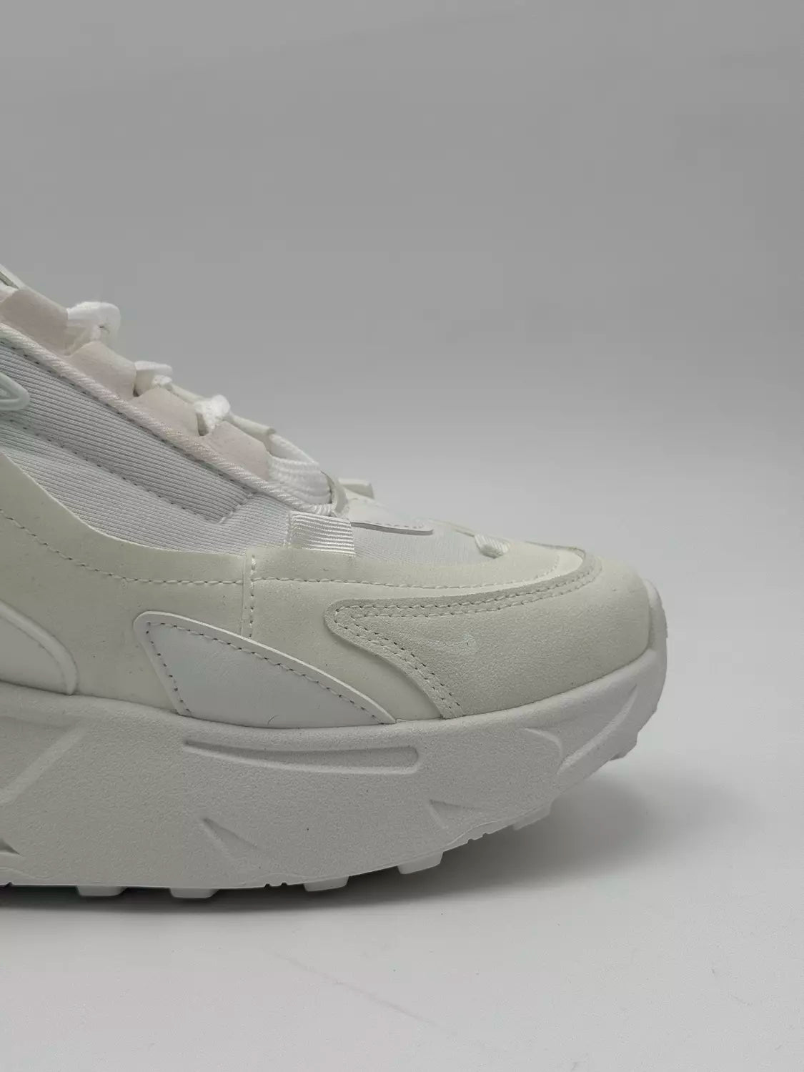 Air Max Furyosa (white)
