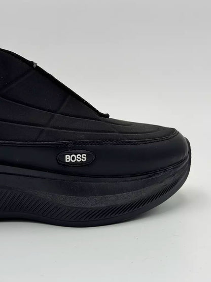 BOSS Void Runn (all black)