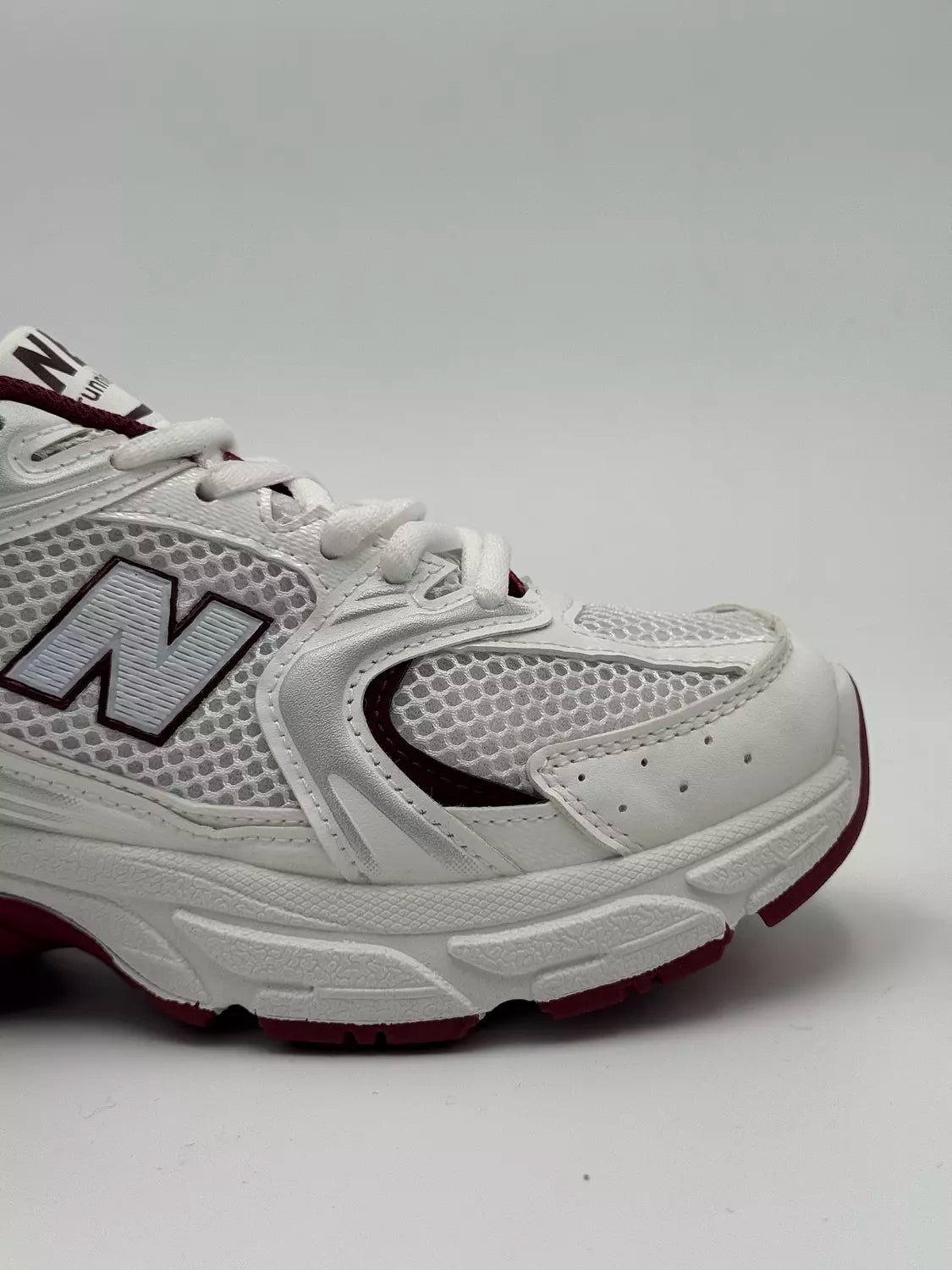 New Balance 530 (Burgundy)