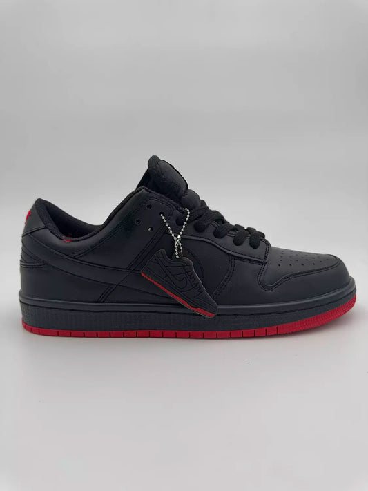Nike Dunk Low Black Pigeon