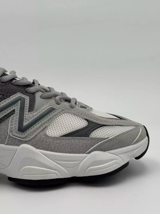 New Balance 9060 (gray)
