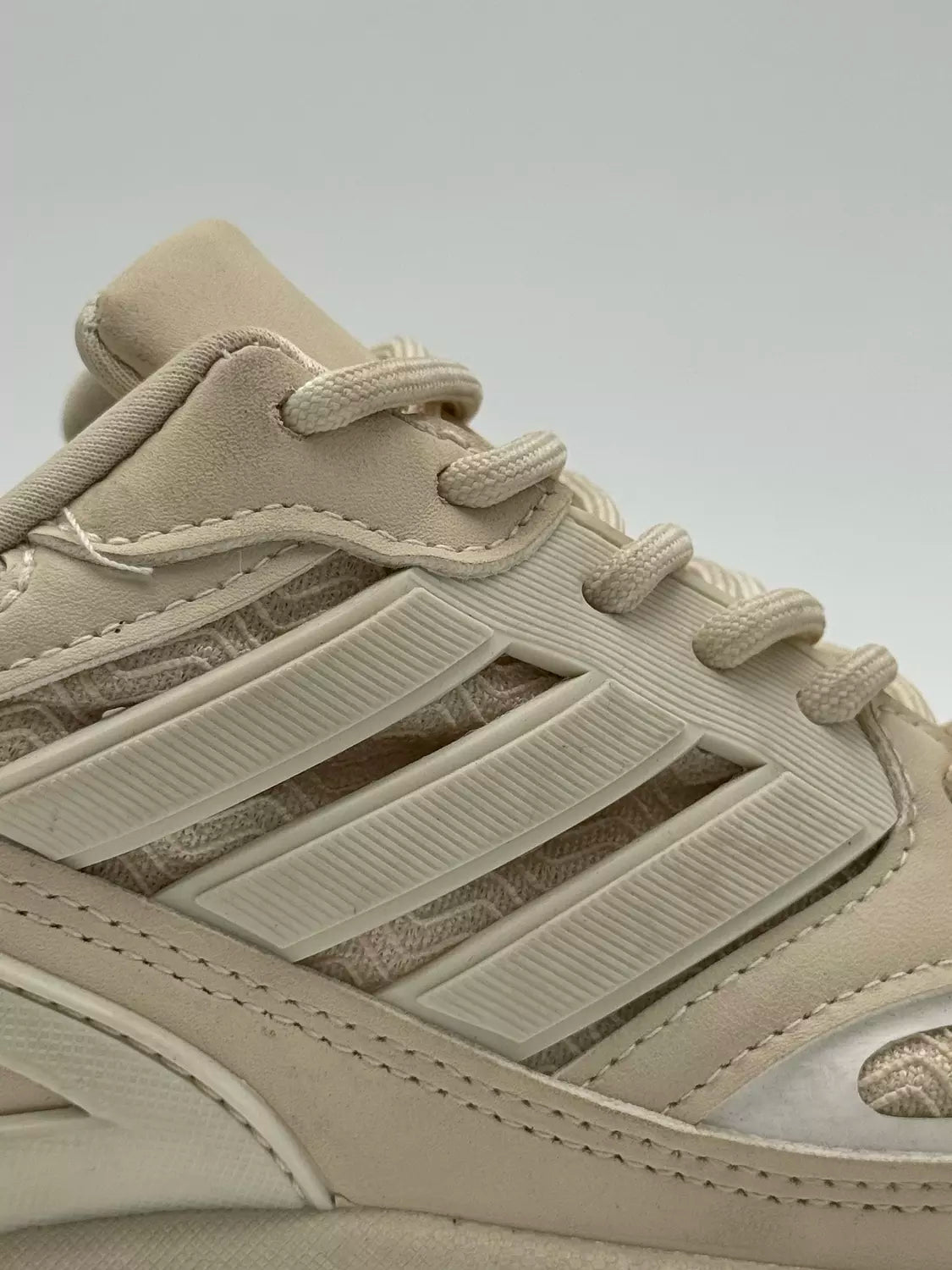 Adidas Adizero Aruku "vailla ice"